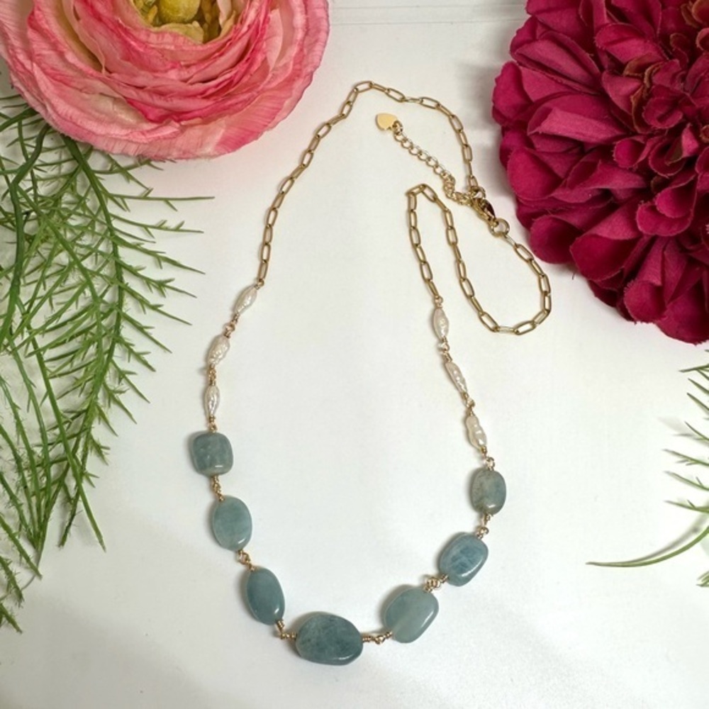 NEW⚜️Raw Aquamarine & Freshwater Pearl Necklace